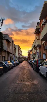 Alba o tramonto visti dall'interno dell'appartamento o dai dintorni