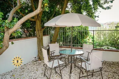 Balcone o terrazza di Casa dell'Artista - Ampio appartamento in zona tranquilla e centrale