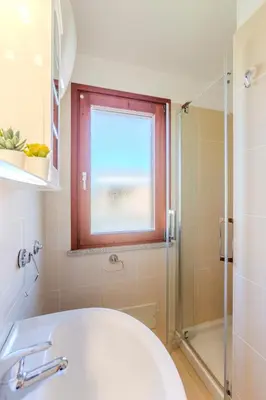Bagno di Villa Emerald private compound swimming pool