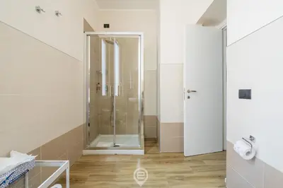 Bagno di Estay Piazza Repubblica