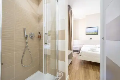 Bagno di Estay Piazza Repubblica