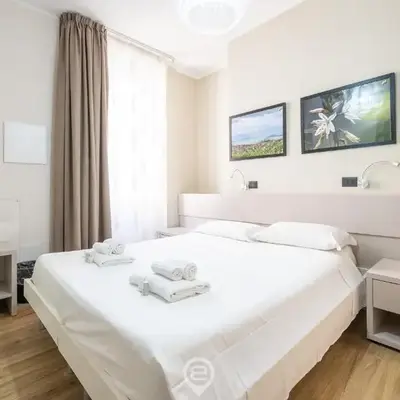 Estay Piazza Repubblica