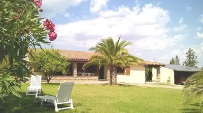 Giardino di House 10' from the sea, AC, garden, parking, wifi