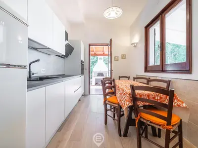 Cucina o angolo cottura di Seaside Gem Villa