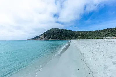 Paesaggio naturale nelle vicinanze della villa