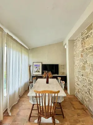 TV o dispositivi per l'intrattenimento presso Renovated Sheepfold Between Sea And Mountains