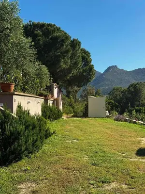 Paesaggio naturale nelle vicinanze della casa vacanze