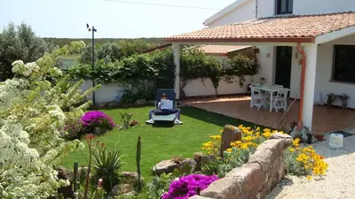 Giardino di Rustico in campagna a pochi minuti dal mare