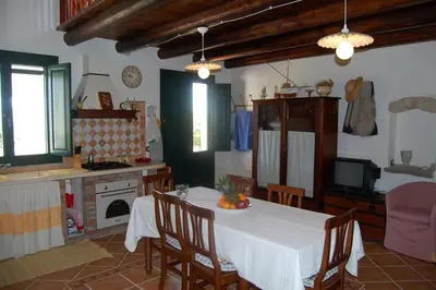 Cucina o angolo cottura di Rustico in campagna a pochi minuti dal mare