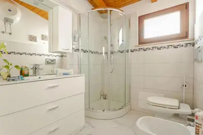 Bagno di VILLA WITH GARDEN, San Sperate