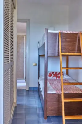Letto o letti in una camera di Elegant Seaview Home w AC e Free Private Park