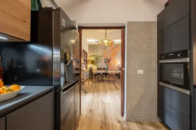 Cucina o angolo cottura di Beachfront- Private pool and design