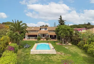 Piscina di Beachfront- Private pool and design o nelle vicinanze