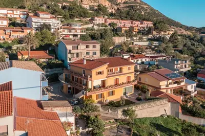 Paesaggio naturale nelle vicinanze della casa vacanze