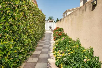 Giardino di Casa Polina - indipendente con giardino a 15 minuti dal mare