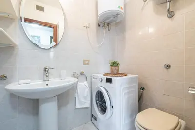 Bagno di Casa Polina - indipendente con giardino a 15 minuti dal mare
