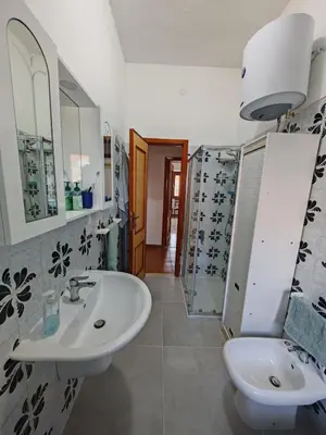 Bagno di Dino Domus apartment