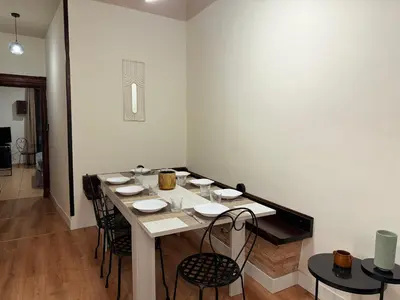 Planimetria di Luxury 5BR , 4BA Penthouse In the City Center