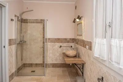 Bagno di Casa Midò