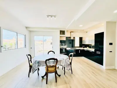 Cucina o angolo cottura di Blu Mare Pregiata Villa con terrazza vista mare