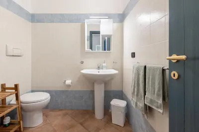 Bagno di GuestHost - Bedà House