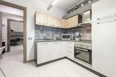 Cucina o angolo cottura di Urban 7 by Propertize