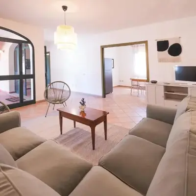 House Levante 28 APT 1