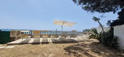 Paesaggio naturale nelle vicinanze della villa