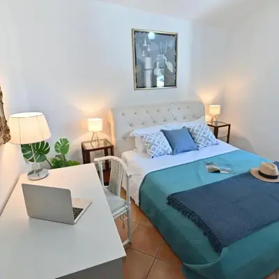 IzzHome Gallery