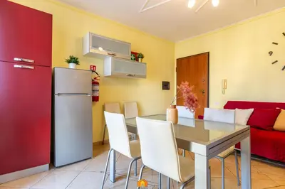 Cucina o angolo cottura di Pascoli Apartment - Pula