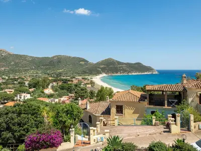 Paesaggio naturale nelle vicinanze della casa vacanze