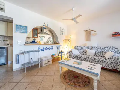 Cucina o angolo cottura di Holiday Home Solanas mare by Interhome
