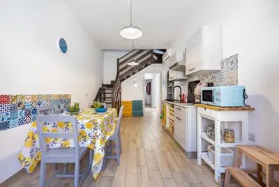 Cucina o angolo cottura di GuestHost - My Little Pink House