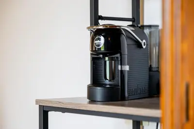 Set per la preparazione di tè e caffè presso Monolocale Elena