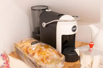 Set per la preparazione di tè e caffè presso Center Boutique
