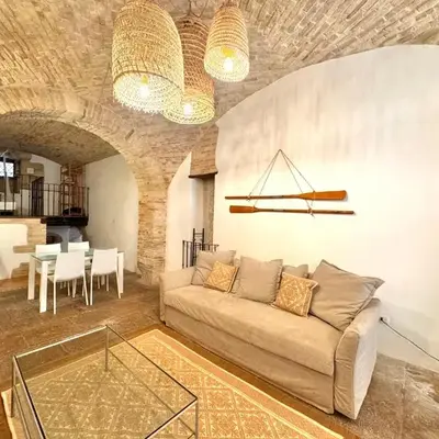 Kalma Arched Loft - Unique Brick Vault in City Heart