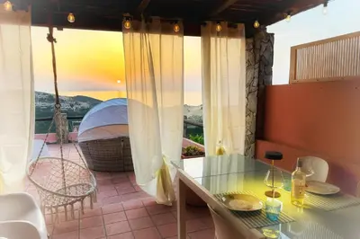 Planimetria di [Costa Verde Coastal Charm] Huge Terrace Wi-Fi A/C
