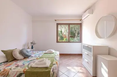 Letto o letti in una camera di [Costa Verde Coastal Charm] Huge Terrace Wi-Fi A/C