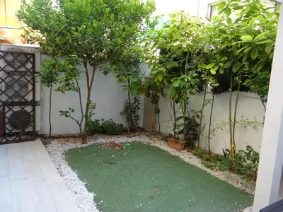 Giardino di Casa Cinzia con piccolo giardino