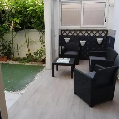 Casa Cinzia con piccolo giardino