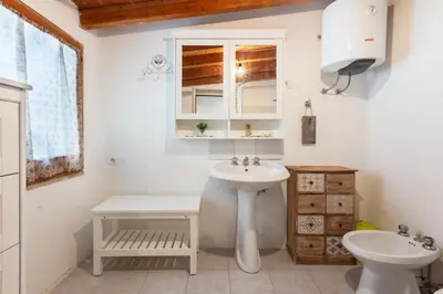 Bagno di GuestHost - Sa Domo de Murera - Sardinian House
