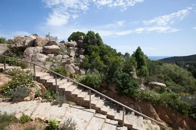 Paesaggio naturale nelle vicinanze della casa vacanze