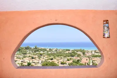 Vista generica sul mare o vista sul mare dall'interno della casa vacanze