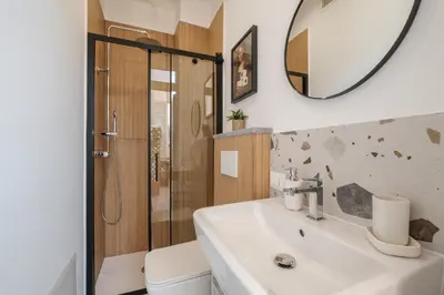Bagno di Casa Cate - Modern Apt - Historic Centre Apartment
