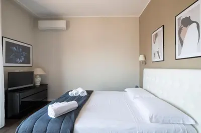 Letto o letti in una camera di 10' from the Sea, Elegant Penthouse with Terrace