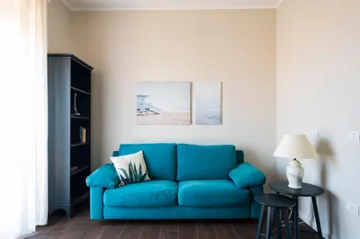 Area soggiorno di 10' from the Sea, Elegant Penthouse with Terrace