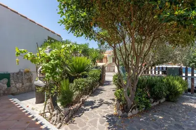 Giardino di Casa Fenicottero - Pet Friendly - Funtana Meiga