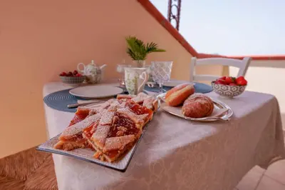 Cibo presso la stanza in casa privata o nelle vicinanze
