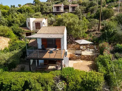 Paesaggio naturale nelle vicinanze della villa
