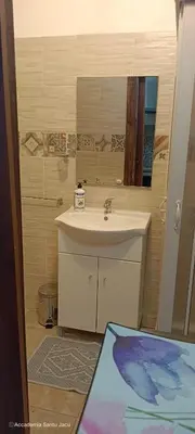 Bagno di Eremo degli Artisti